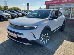 Weiß Gebraucht 2022 Opel Mokka X Elegance SUV | 25.795 €