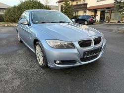 Blau Gebraucht 2010 BMW 318 Limousine | 6.990 € (Fairer Preis)
