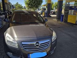Grau Gebraucht 2009 Opel Insignia Sport Limousine | 5.999 € (Guter Preis)