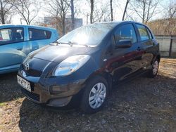Schwarz Gebraucht 2009 Toyota Yaris Cool Limousine | 3.999 € (Etwas zu teuer)