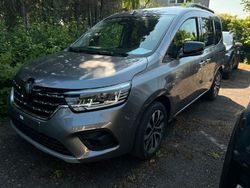 Grau Neu 2025 Renault Kangoo Techno Van / Kleinbus | 35.390 € (Etwas zu teuer)