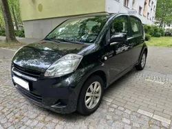 Schwarz Gebraucht 2010 Daihatsu Sirion Kleinwagen | 2.200 €