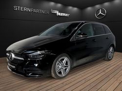 Schwarz Gebraucht 2022 Mercedes B200 AMG Van / Kleinbus | 29.650 € (Fairer Preis)