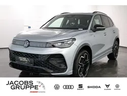 Silber Gebraucht 2024 VW Tiguan R-line SUV | 46.940 €