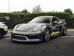 Grau Gebraucht 2015 Porsche Cayman GT4 Coupé | 93.500 € (Fairer Preis)