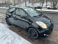Schwarz Gebraucht 2007 Toyota Yaris Kleinwagen | 2.999 € (Fairer Preis)