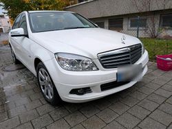 Weiß Gebraucht 2010 Mercedes C200 Limousine | 7.500 €