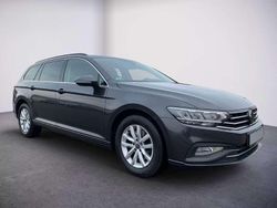 Mangangrau metallic Gebraucht 2024 VW Passat Edition Kombi | 31.900 € (Guter Preis)