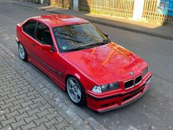 Rot Gebraucht 1994 BMW 316 Compact Basis Kleinwagen | 2.200 €