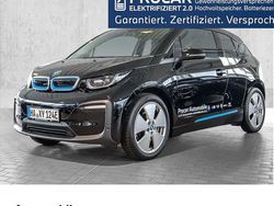 Schwarz Gebraucht 2022 BMW i3 Comfort Edition Kleinwagen | 19.990 € (Fairer Preis)