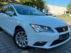 Weiß Gebraucht 2015 Seat Leon ST Style Kombi | 7.400 € (Fairer Preis)