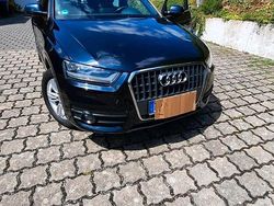 Blau Gebraucht 2014 Audi Q3 SUV | 15.400 € (Etwas zu teuer)