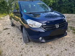 Blau Gebraucht 2017 Dacia Lodgy Ambiance Van / Kleinbus | 6.999 € (Guter Preis)