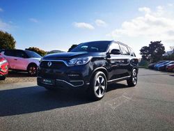 Schwarz Gebraucht 2017 Ssangyong (KGM) Rexton Sapphire SUV | 19.490 €