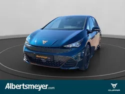 Blau Neu 2025 Cupra Born Kleinwagen | 45.930 € (Teuer)