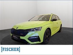 Gruen Gebraucht 2022 Skoda Octavia RS Kombi | 29.370 € (Fairer Preis)