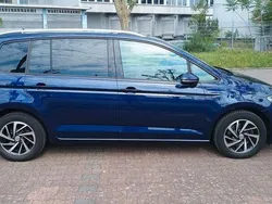 Blau Gebraucht 2018 VW Touran Join Van / Kleinbus | 15.200 € (Fairer Preis)