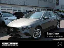 Mountaingrau metallic Gebraucht 2025 Mercedes A250 Progressive Limousine | 36.050 € (Etwas zu teuer)