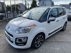 Weiß Gebraucht 2016 Citroën C3 Picasso SELECTION Van / Kleinbus | 9.999 € (Teuer)