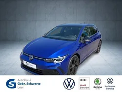 Blau Gebraucht 2023 VW Golf VIII R-line Limousine | 28.970 € (Superpreis)