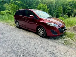 Rot Gebraucht 2012 Mazda 5 Inclusive Van / Kleinbus | 3.900 € (Superpreis)