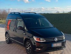 Schwarz Gebraucht 2015 VW Caddy Van / Kleinbus | 15.499 € (Teuer)