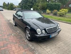 Schwarz Gebraucht 2000 Mercedes 200 Cabrio | 2.850 €