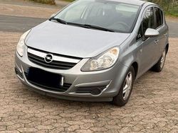 Silber Gebraucht 2010 Opel Corsa Innovation Limousine | 2.850 € (Fairer Preis)
