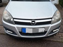 Grau Gebraucht 2006 Opel Astra Kombi | 850 € (Guter Preis)