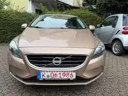 Gold Gebraucht 2014 Volvo V40 Summum Kombi | 8.590 € (Guter Preis)