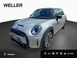 Melting silver iii (silber) Gebraucht 2024 Mini Cooper S Classic Kleinwagen | 31.450 € (Fairer Preis)