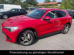 Rot Gebraucht 2017 Alfa Romeo Stelvio Super SUV | 22.900 €