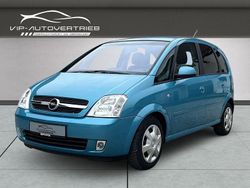 Blau Gebraucht 2004 Opel Meriva Cosmo Van / Kleinbus | 4.390 € (Teuer)