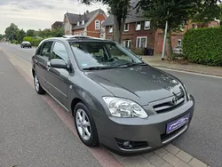 Grau Gebraucht 2006 Toyota Corolla Executive Kleinwagen | 5.999 € (Teuer)