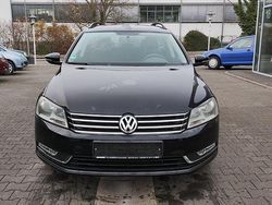 Blau Gebraucht 2012 VW Passat Kombi | 8.999 € (Teuer)