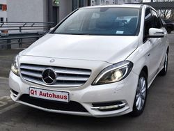 Weiß Gebraucht 2013 Mercedes B180 Van / Kleinbus | 10.950 € (Guter Preis)