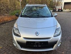 Grau Gebraucht 2010 Renault Clio II Dynamique Limousine | 1.999 € (Guter Preis)