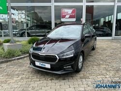 Schwarz magic perleffekt Gebraucht 2024 Skoda Fabia Selection Limousine | 18.990 € (Guter Preis)