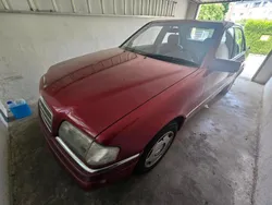 Rot Gebraucht 1999 Mercedes C180 Limousine | 12.345 €