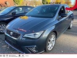 Magnetic grau metallic Gebraucht 2023 Seat Ibiza FR Limousine | 19.840 € (Guter Preis)