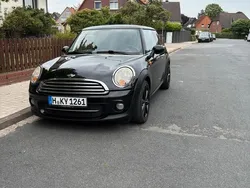 Schwarz Gebraucht 2010 Mini Cooper Kleinwagen | 2.350 € (Etwas zu teuer)