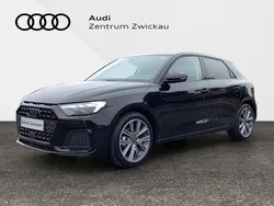 Schwarz Neu 2025 Audi A1 Sportback Advanced Kleinwagen | 29.555 € (Teuer)