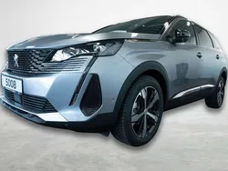 Grau Gebraucht 2022 Peugeot 5008 GT Van / Kleinbus | 34.490 € (Fairer Preis)