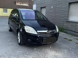 Schwarz Gebraucht 2009 Opel Zafira Van / Kleinbus | 2.500 €