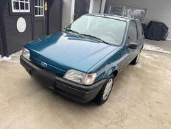 Blau Gebraucht 1994 Ford Fiesta Kleinwagen | 2.450 €