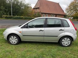 Silber Gebraucht 2003 Ford Fiesta Ambiente Kleinwagen | 999 € (Fairer Preis)