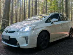 Weiß Gebraucht 2014 Toyota Prius Kleinwagen | 9.000 € (Fairer Preis)