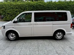 Weiß Gebraucht 2010 VW T5 Highline Van | 12.980 € (Guter Preis)