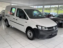 Weiß Gebraucht 2019 VW Caddy Van / Kleinbus | 13.990 € (Guter Preis)
