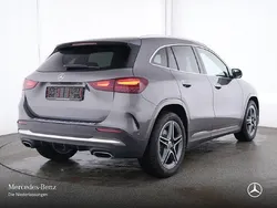 Grau Gebraucht 2024 Mercedes GLA220 Premium SUV | 42.990 € (Guter Preis)